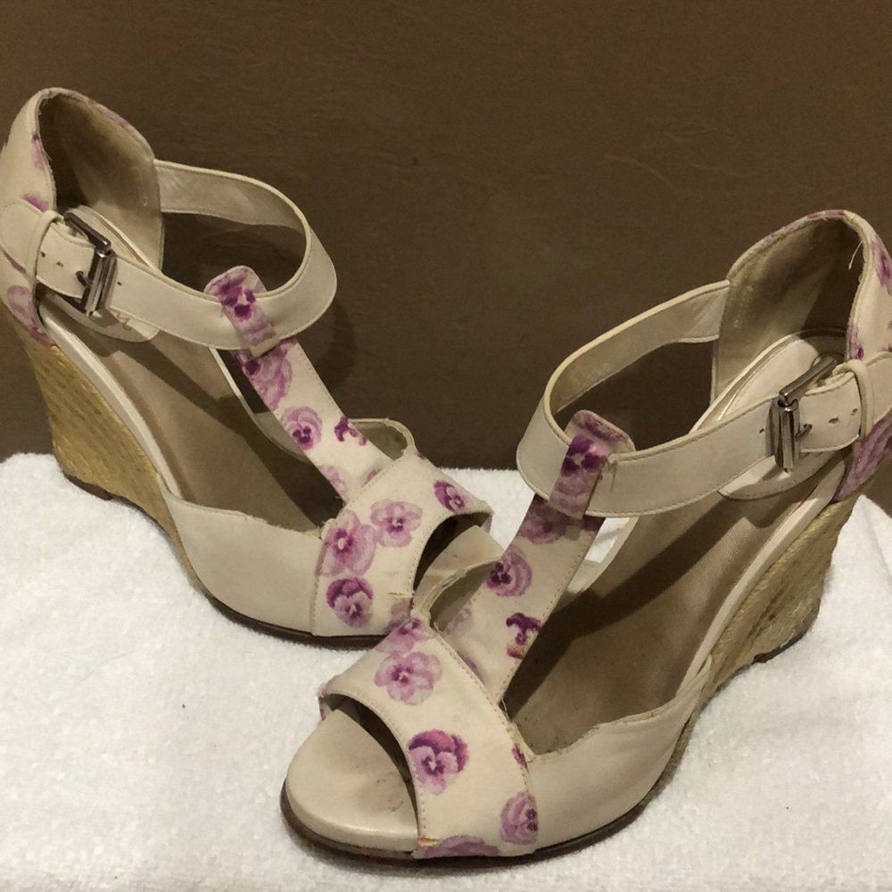 Purple flower Cole Haan wedges size 7